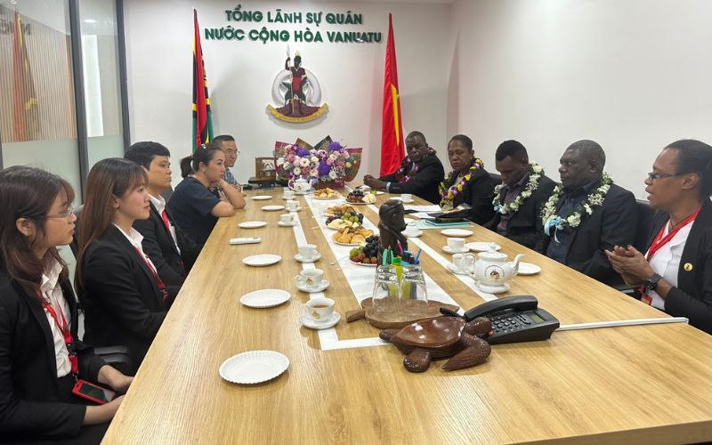 bo-truong-bo-nong-nghiep-Vanuatu-1
